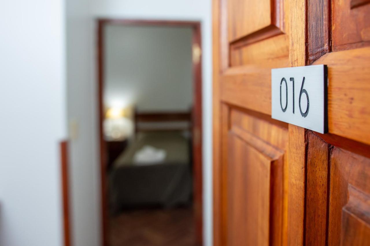 Catalina Hotel San Pedro De Jujuy מראה חיצוני תמונה